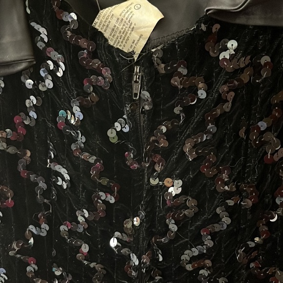 Zum Zum Size 3/4 juniors. A little sequined black Vintage dress - Picture 6 of 10